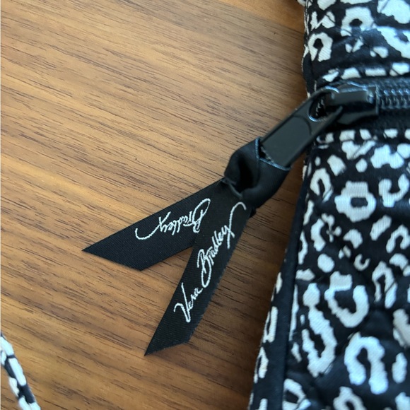 Vera Bradley Crossbody Bag - Picture 2 of 3